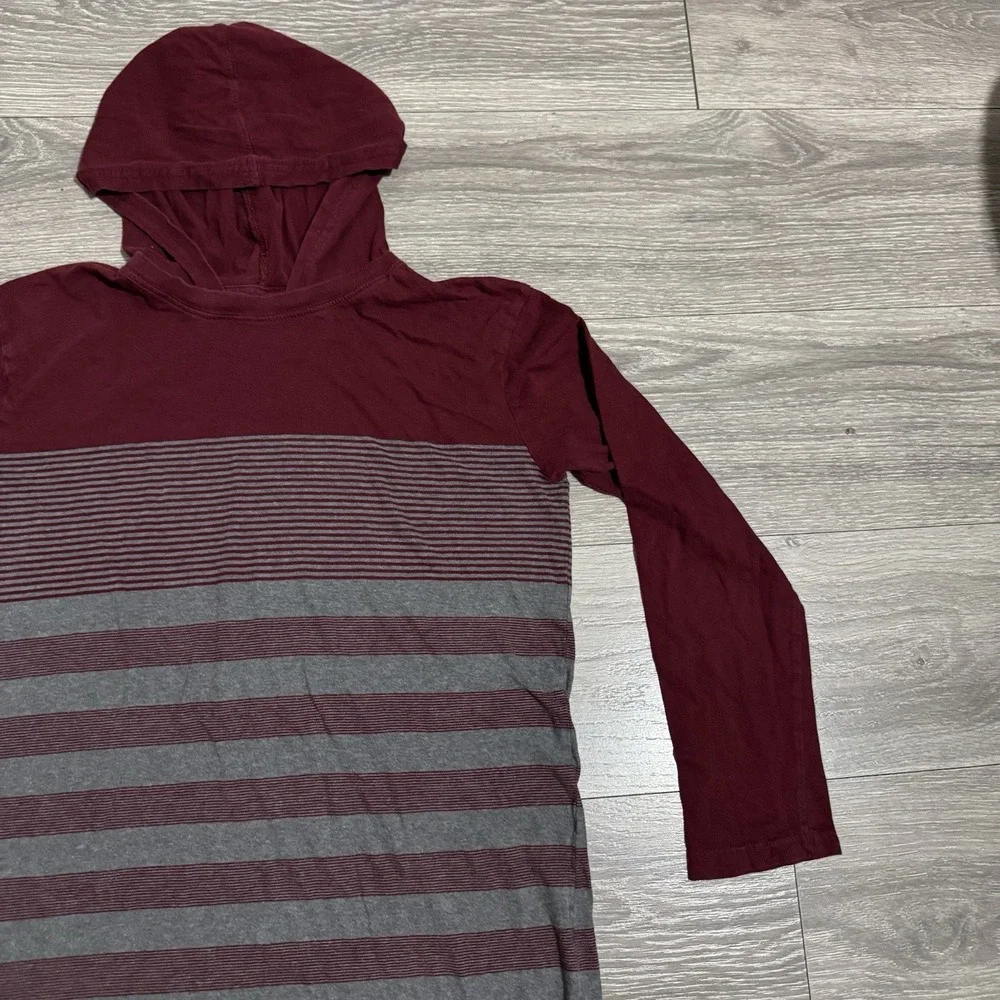 Place Big Boy Burgundy Stripped Long Sleeves‎ Hooded Pullover Shirt Size 16